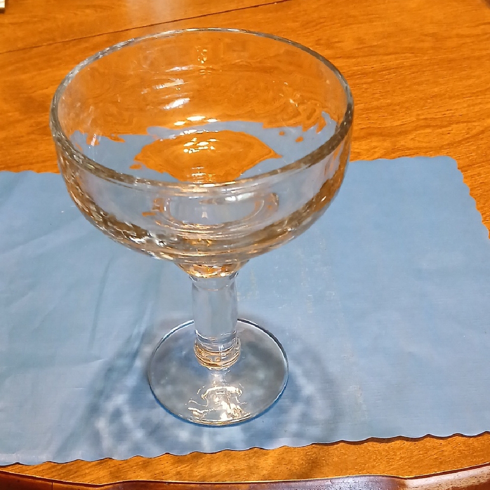 Elegant Clear Glass Goblet